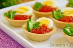 Snack tartlets for the festive table: recipes with photos step by step