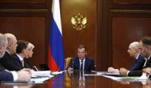Investigativní film Alexeje Navalného o tajném impériu Dmitrije Medveděva Usvědčující důkazy o Medveděvovi