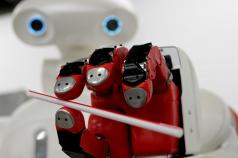 The latest achievements of world robotics were shown in Beijing