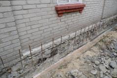 Strengthening the foundation of a private house: step-by-step ways to strengthen the foundation with your own hands
