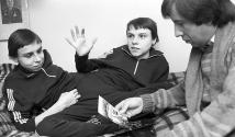 माशा आणि दशा क्रिवोश्ल्यापोव्ह: यूएसएसआरमधील सर्वात प्रसिद्ध सियामी जुळ्या मुलांचे जीवन आणि मृत्यू रशियन सियामी जुळे